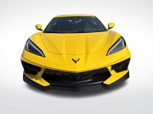Used 2025 Chevrolet Corvette Stingray Preferred Cpe w/ Z51 Performance Package RWD image 2