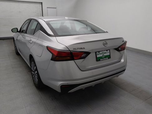 Used 2024 Nissan Altima 2.5 SV image 5