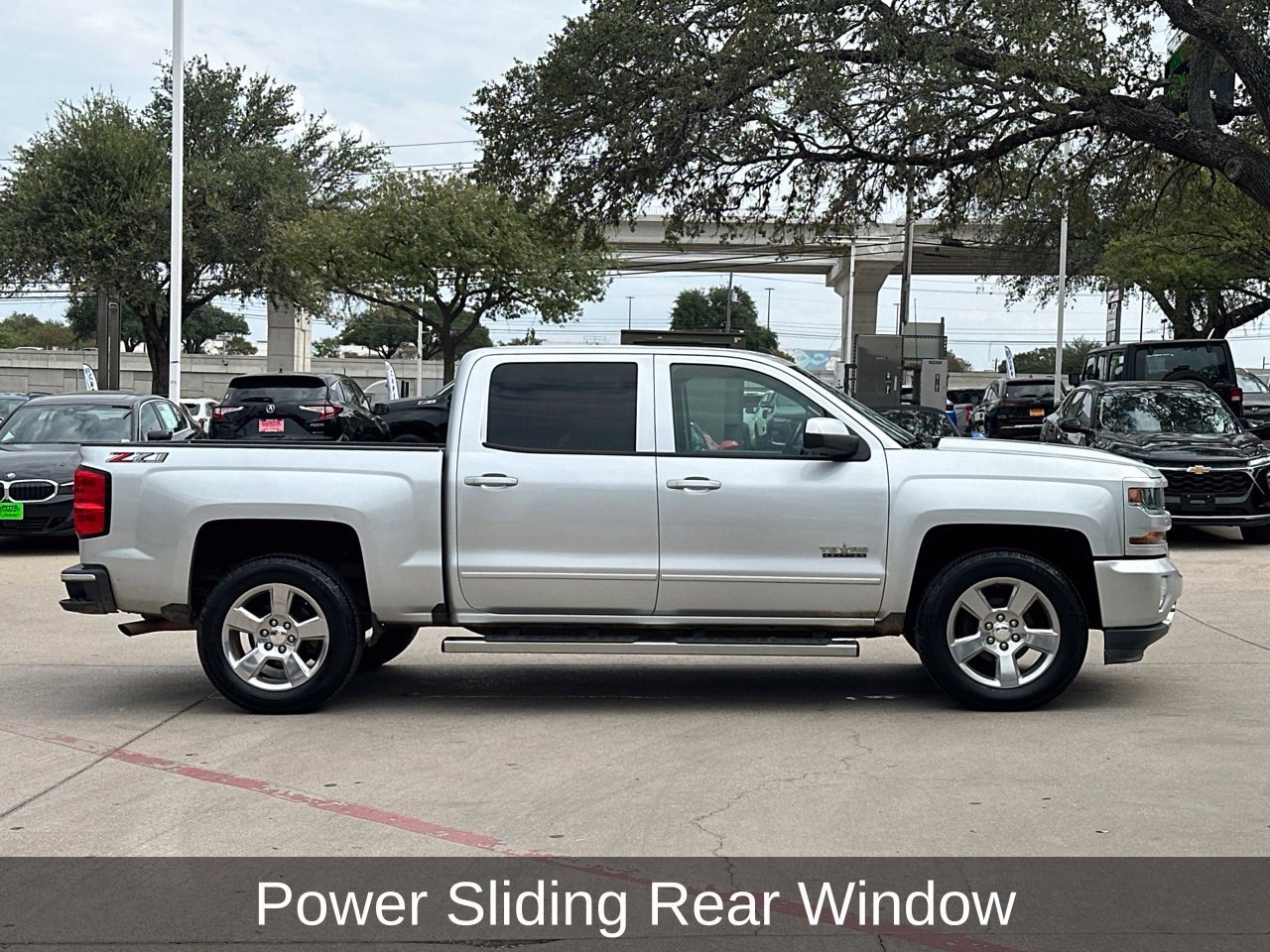 Used 2018 Chevrolet Silverado 1500 LT w/ Texas Edition AWD/4WD image 7