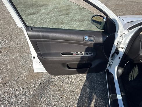 Used 2010 Chevrolet Cobalt LT image 25