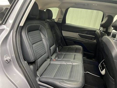 Used 2024 Lincoln Nautilus Reserve w/ Equipment Group 202A AWD/4WD image 28