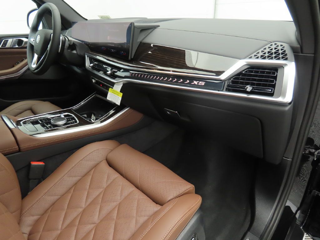 Certified 2026 BMW X5 xDrive40i AWD/4WD image 19
