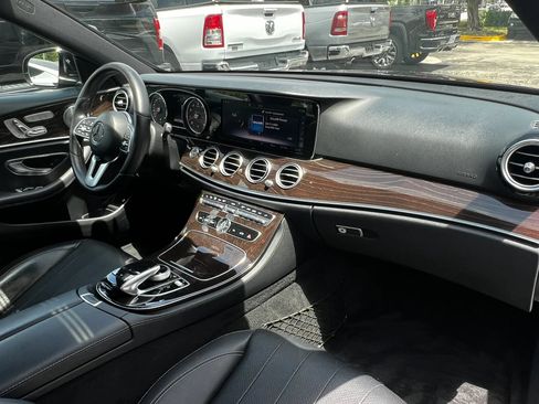 Used 2019 Mercedes-Benz E 450 4MATIC Sedan w/ Premium Package image 23