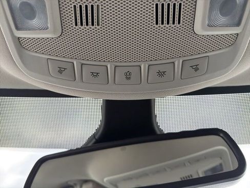 Used 2024 Ford Edge SEL image 34