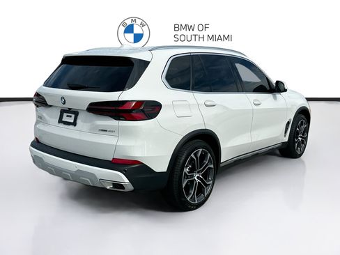 Certified 2025 BMW X5 sDrive40i w/ Parking Assistance Package RWD image 7
