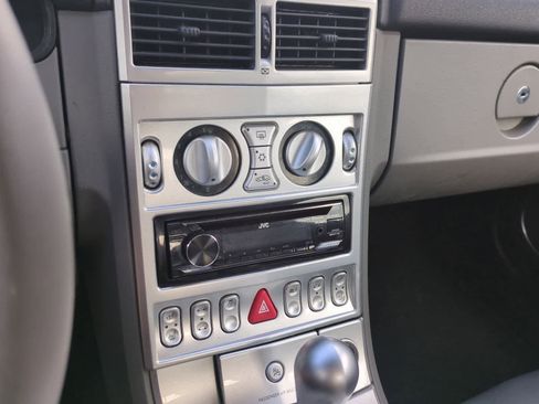 Used 2004 Chrysler Crossfire Coupe image 25