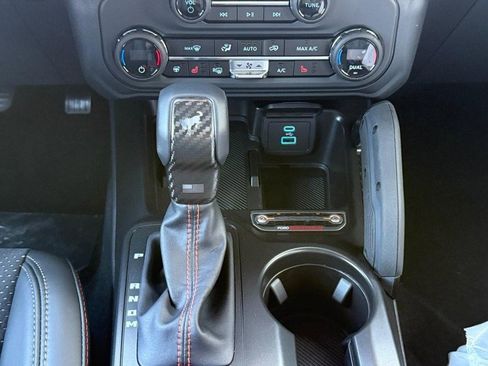 New 2025 Ford Bronco Raptor image 9