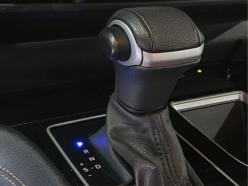 Certified 2025 Toyota Sienna XSE image 26