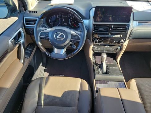 Used 2023 Lexus GX 460 Luxury image 16