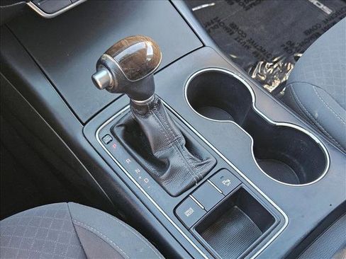 Used 2017 Kia Sorento LX w/ LX Convenience Package image 12