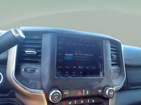 Used 2019 RAM 2500 Laramie image 11