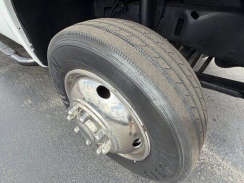 Used 1999 Ford F450 XL RWD image 19