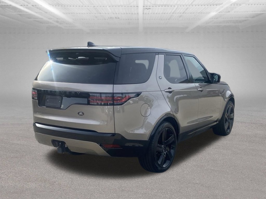 Used 2025 Land Rover Discovery Dynamic SE AWD/4WD image 5