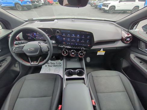 New 2025 Chevrolet Blazer EV RS image 19