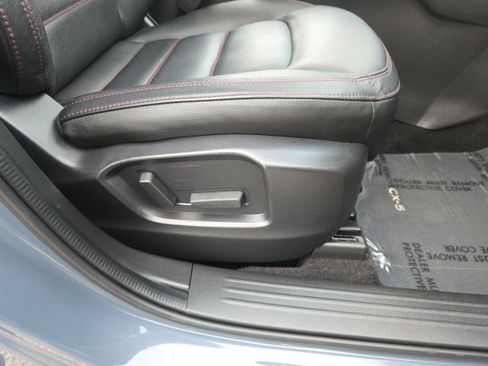 Used 2025 MAZDA CX-5 Carbon Edition image 40