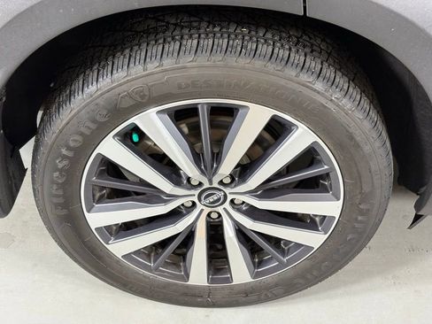 Used 2022 Nissan Pathfinder Platinum w/ Cargo Package image 10