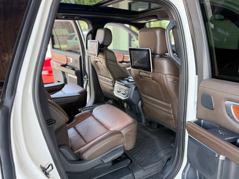 Used 2025 Ford Expedition Max King Ranch AWD/4WD image 36