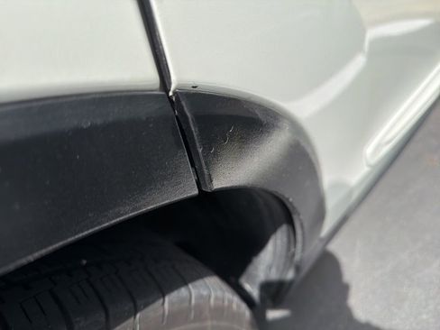 Used 2016 Honda Pilot Touring image 7