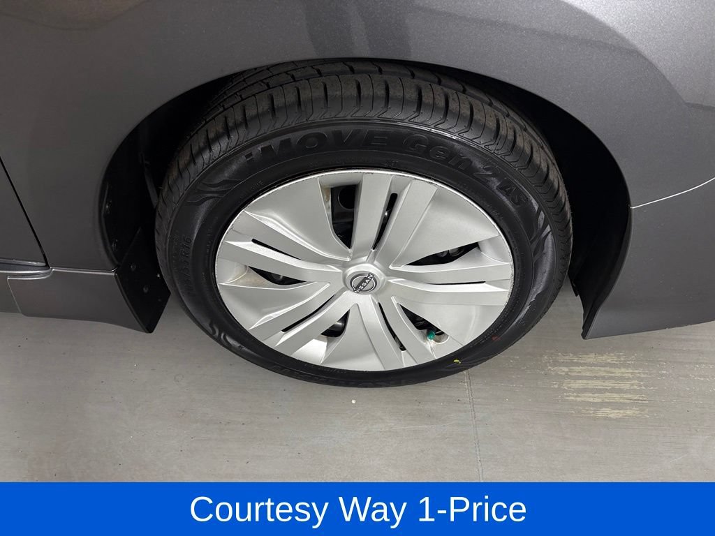 Used 2025 Nissan Leaf S FWD image 12