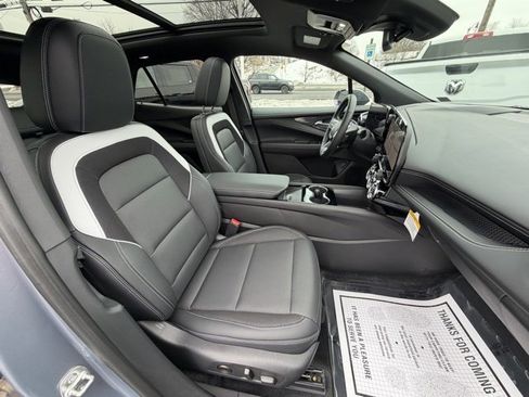 New 2024 Chevrolet Blazer EV LT image 37