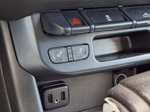 Used 2019 Chevrolet Colorado LT w/ LT Convenience Package image 5