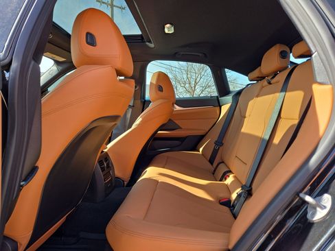 Used 2025 BMW i4 eDrive40 w/ Premium Package image 13