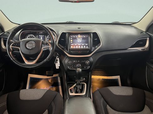 Used 2014 Jeep Cherokee Latitude w/ Cold Weather Group FWD image 35