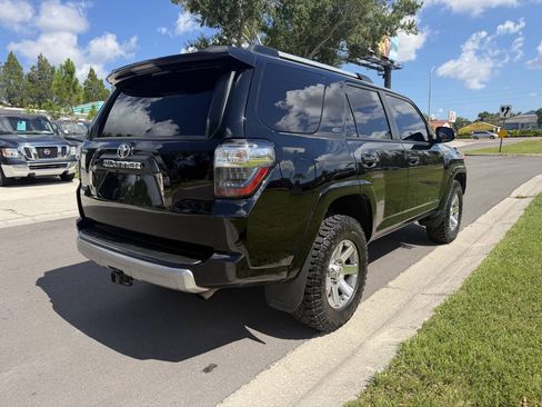 Used 2015 Toyota 4Runner Trail Premium AWD/4WD image 5