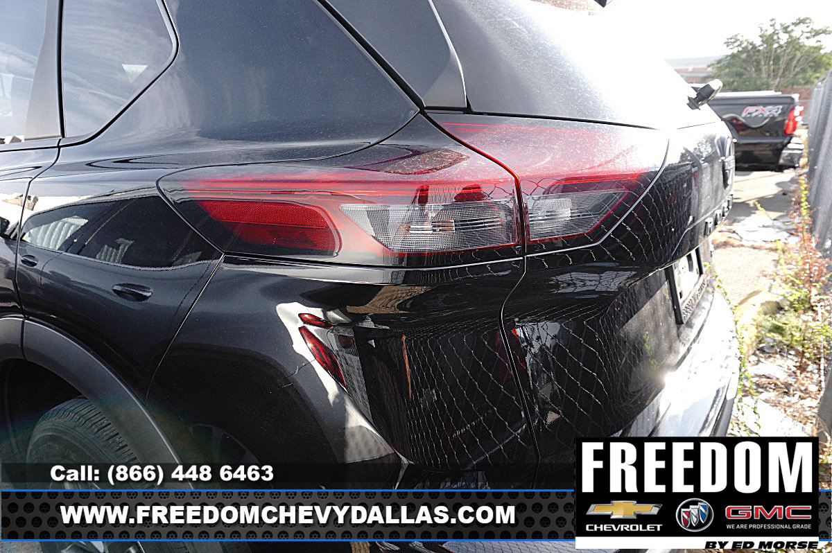 Used 2024 Nissan Rogue S AWD/4WD image 8