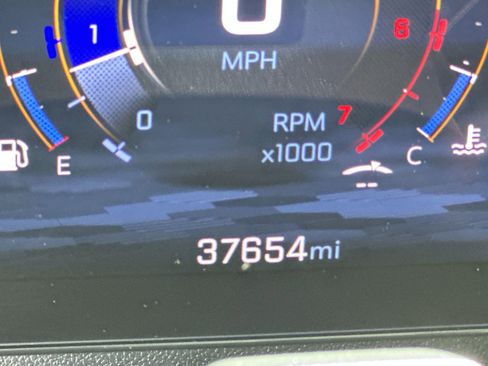 Used 2024 Chevrolet Traverse RS image 15