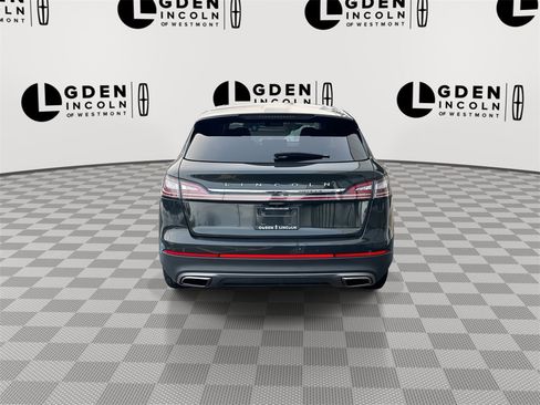 Certified 2022 Lincoln Nautilus FWD w/ Premium Package image 7