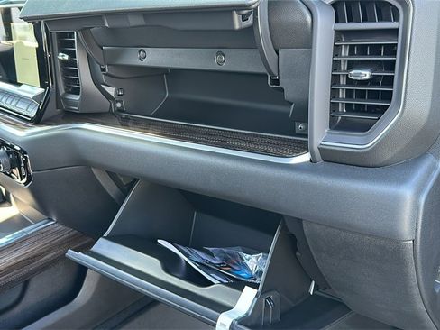 New 2026 Chevrolet Silverado 1500 RST image 30