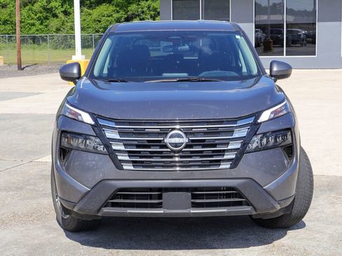 Certified 2026 Nissan Rogue SV FWD image 22