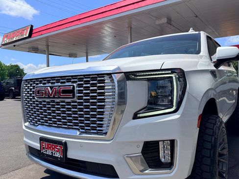 Used 2022 GMC Yukon Denali AWD/4WD image 15