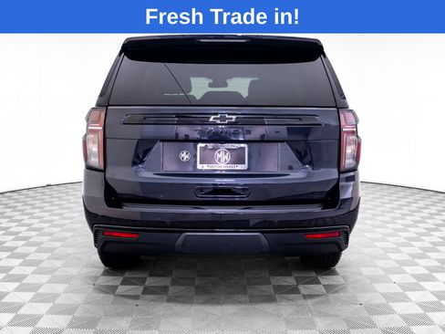 Used 2024 Chevrolet Tahoe Z71 w/ Luxury Package AWD/4WD image 4