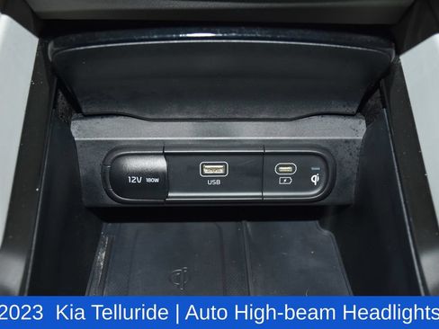Used 2023 Kia Telluride EX w/ EX Captain's Chair Package FWD image 22