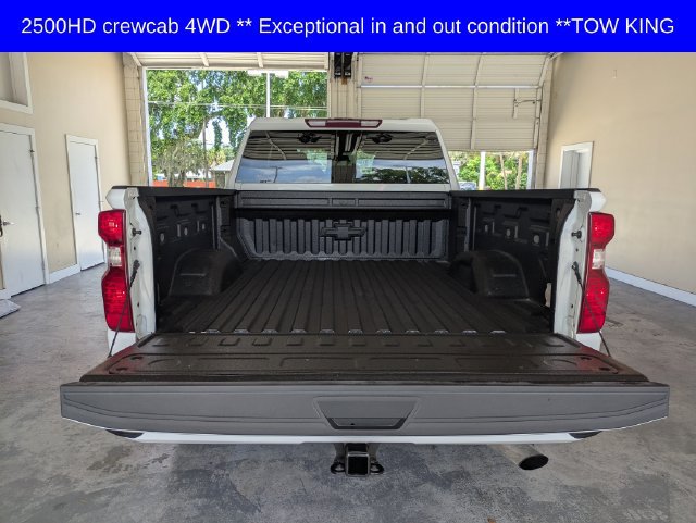 Used 2022 Chevrolet Silverado 2500 LT AWD/4WD image 12