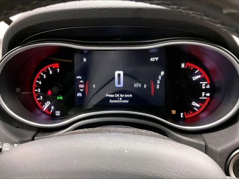 Used 2019 Dodge Durango SXT image 25