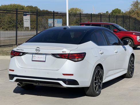 New 2025 Nissan Sentra SR image 4
