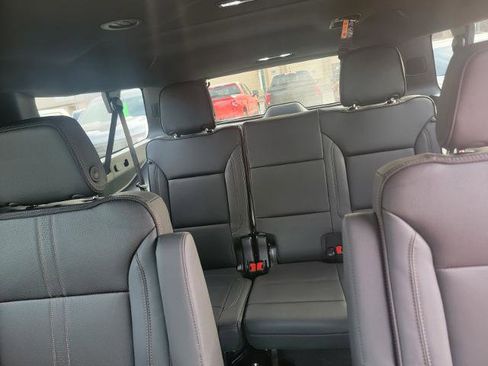 New 2026 Chevrolet Suburban High Country AWD/4WD image 22