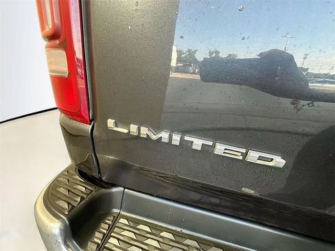 Used 2019 RAM 1500 Limited image 36