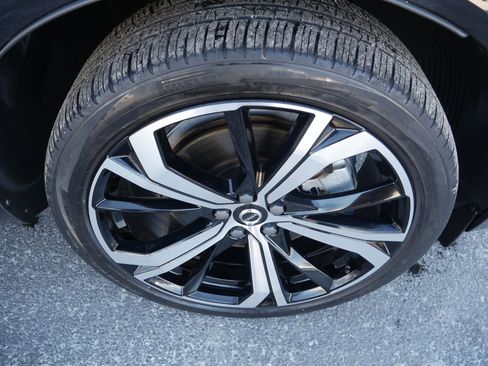 Used 2023 Volvo XC60 T8 Ultimate w/ Climate Package image 14