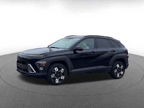 Used 2025 Hyundai Kona SEL image 8