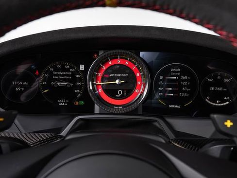 Used 2025 Porsche 911 GT3 RS RWD image 32