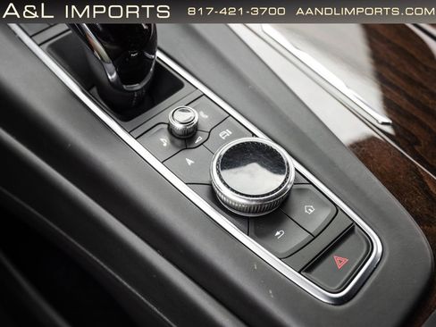 Used 2022 Cadillac Escalade Sport Platinum w/ Heavy-Duty Trailer Package AWD/4WD image 16