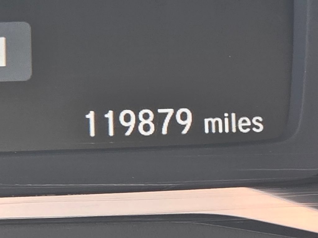 Used 2021 Honda Pilot Touring image 34