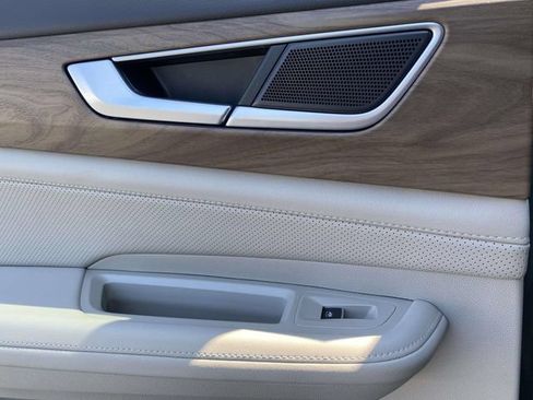 Certified 2026 Volkswagen Atlas SE w/ Panoramic Sunroof Package FWD image 15
