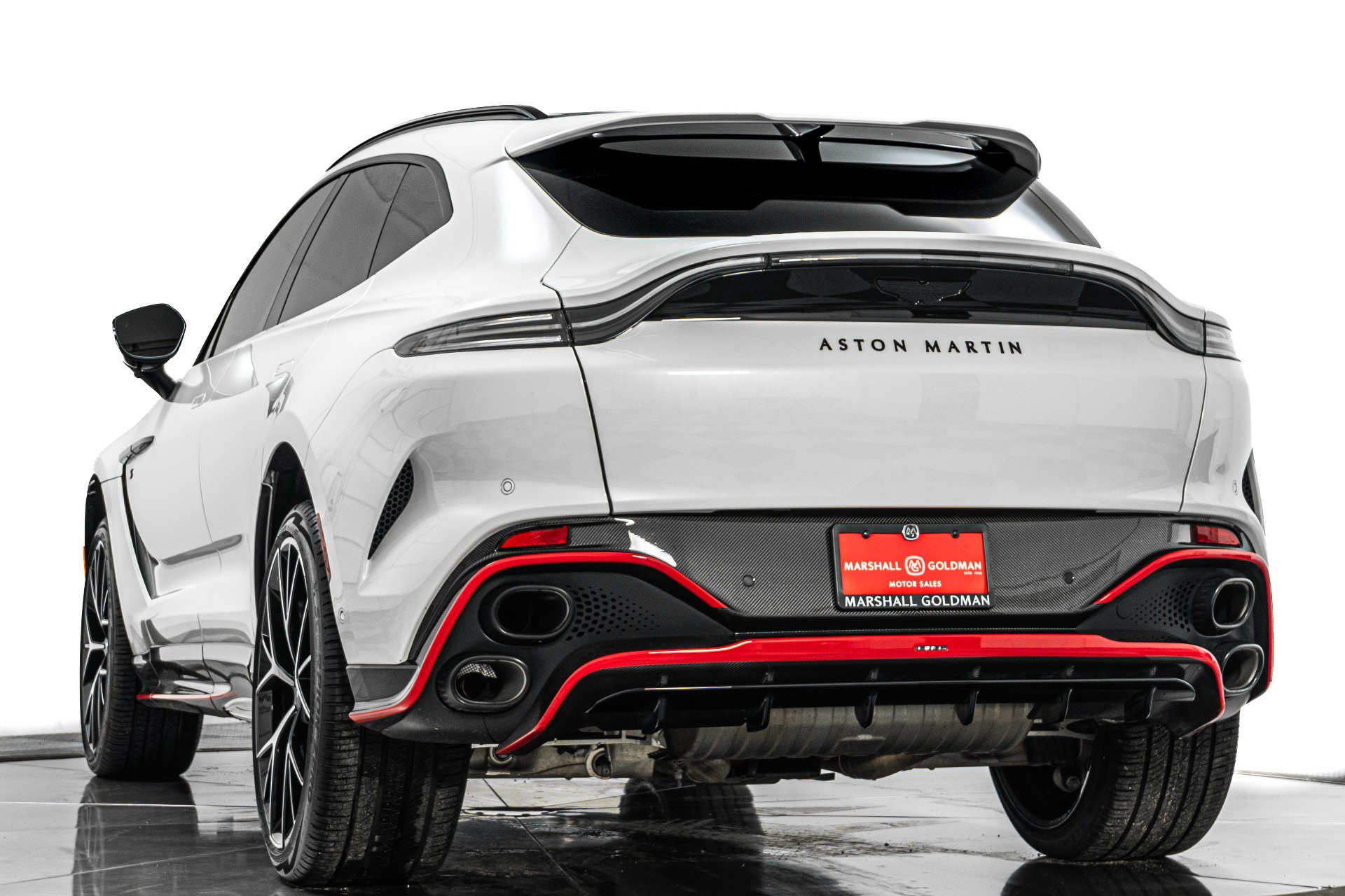 Used 2026 Aston Martin DBX S AWD/4WD image 7