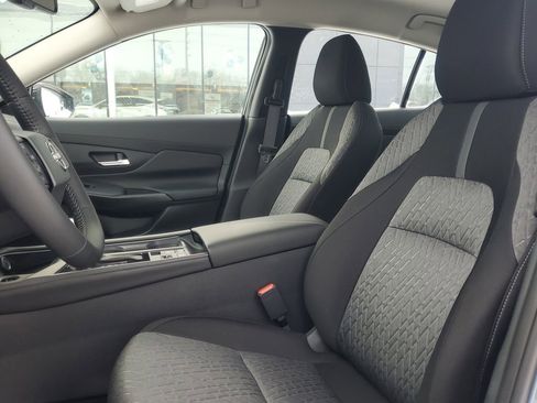 New 2026 Nissan Sentra SV w/ SV Convenience Package FWD image 10