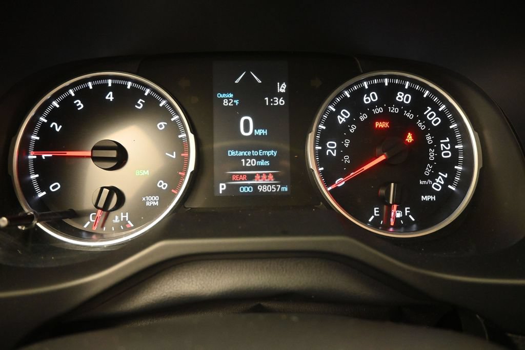Used 2021 Toyota RAV4 XLE AWD/4WD image 20